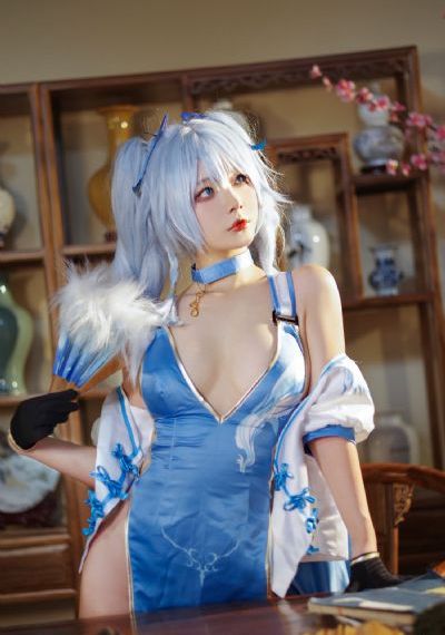 播放中文字幕红色熟女_BD天堂在线