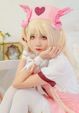 美女四区_BD神马影院手机在线